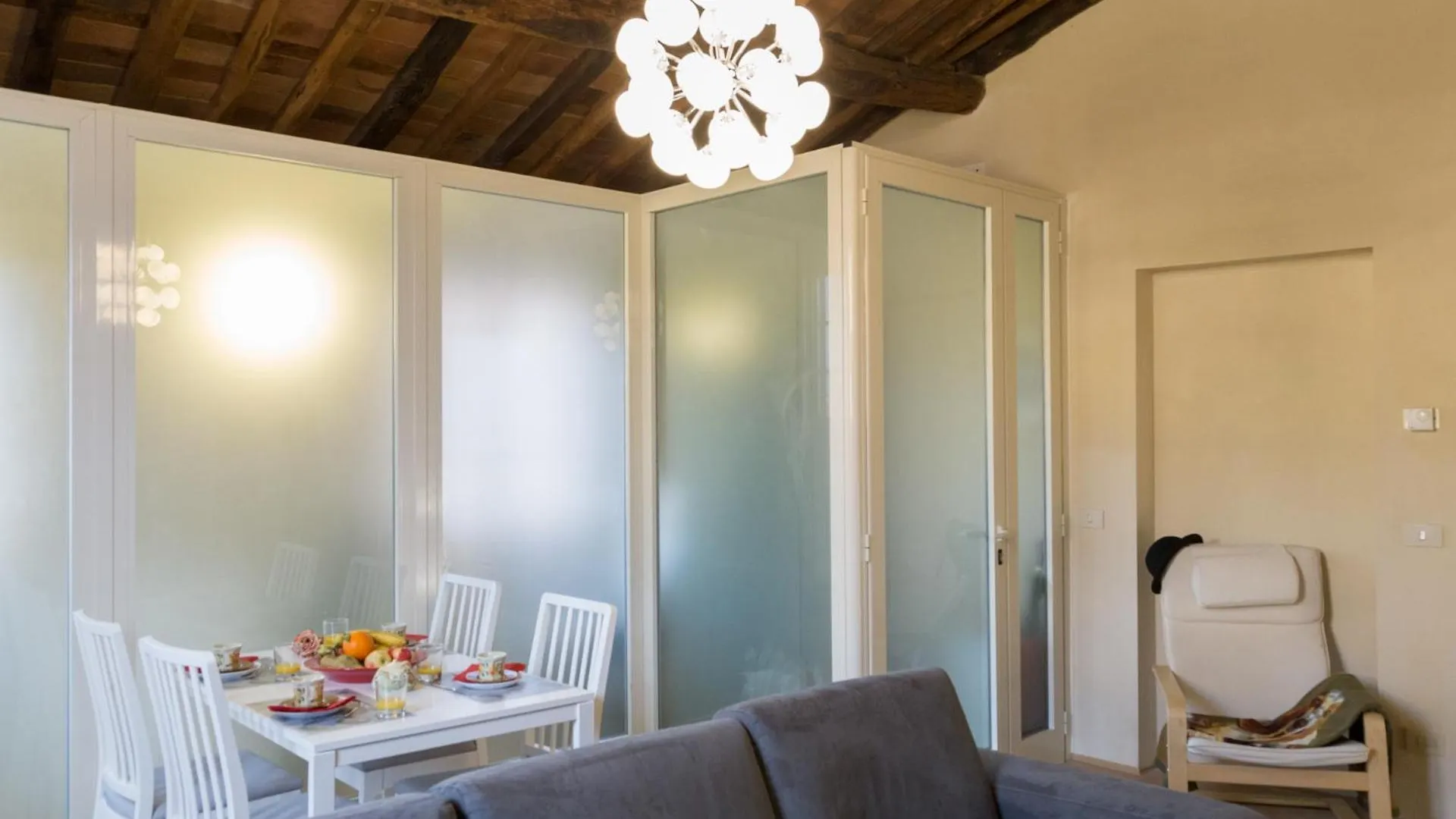 Apartament The Artist'S Loft Lukka