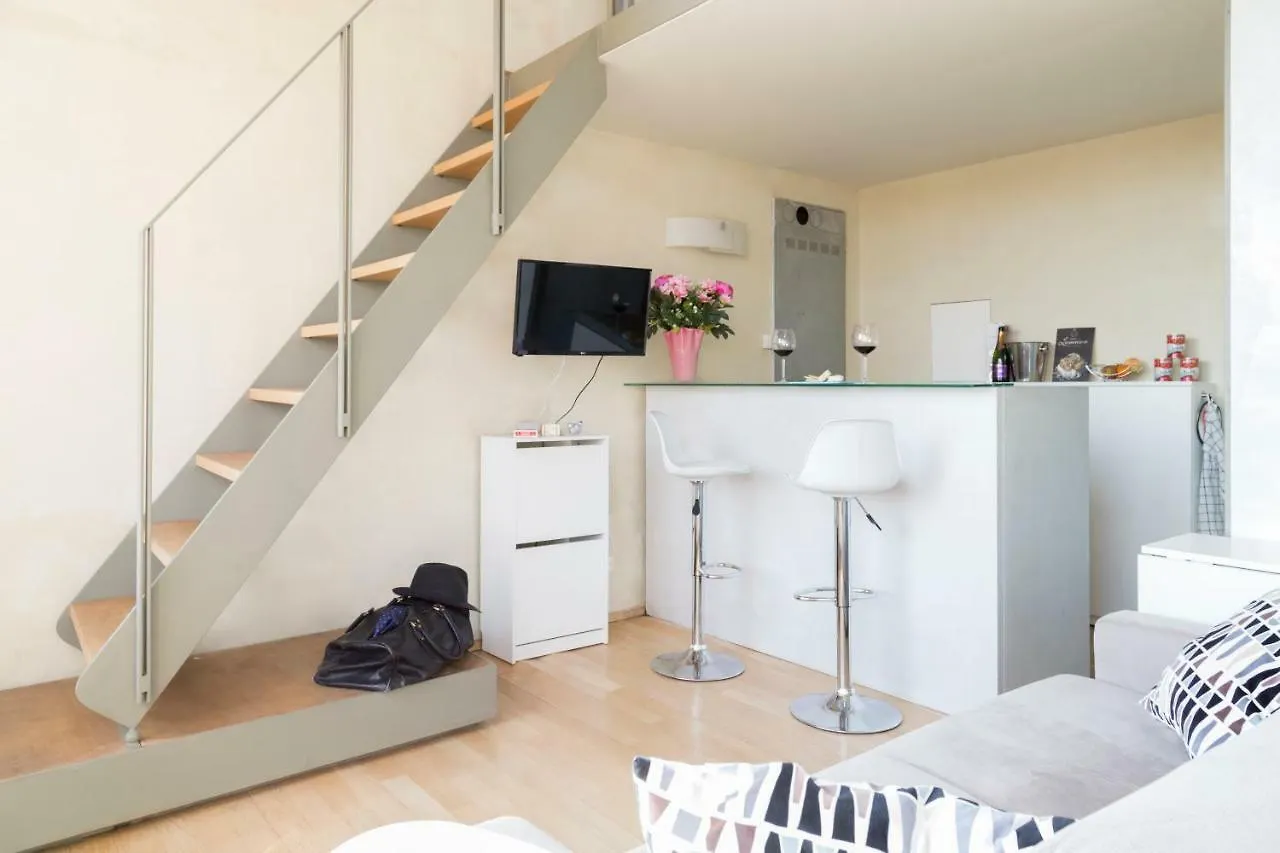 Apartament The Artist'S Loft Lukka