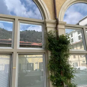 L'arco Del Convento , Como Italien