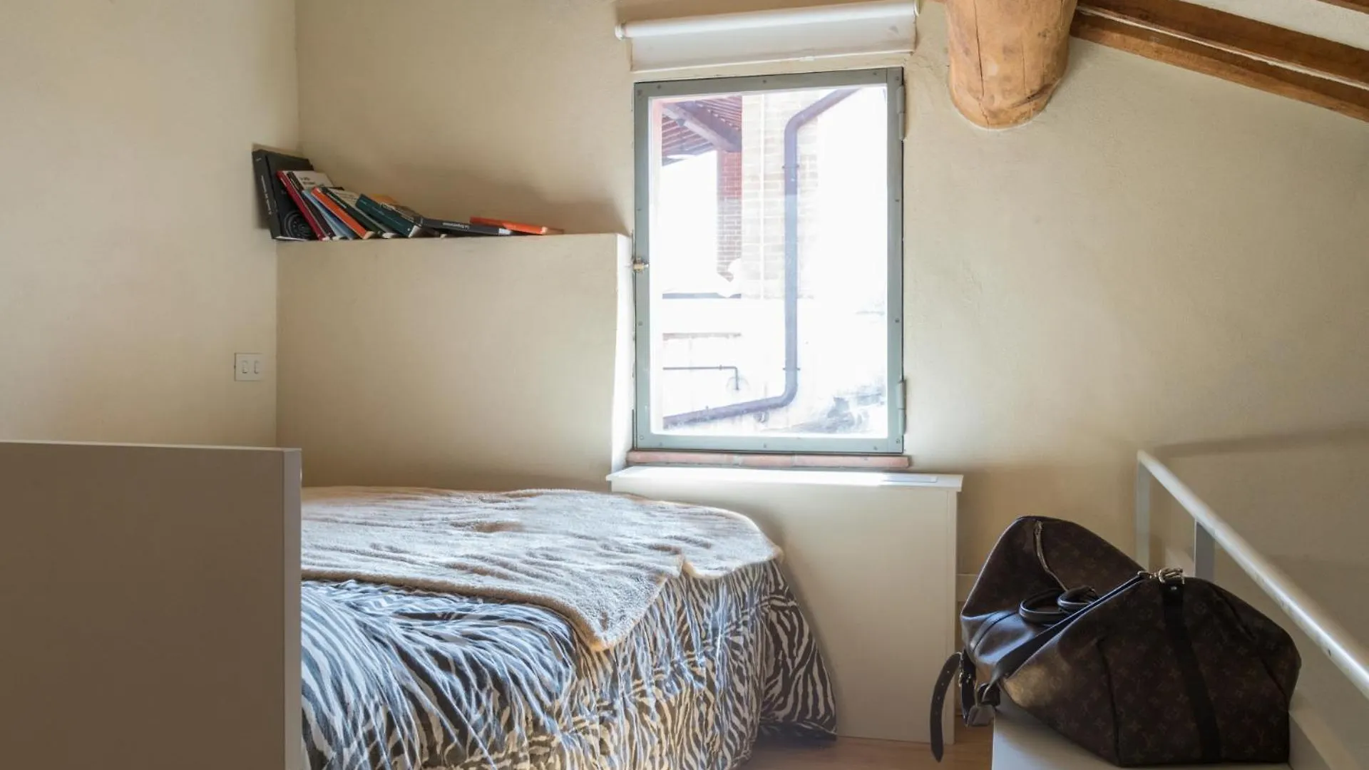 The Artist'S Loft Apartment Lucca Italy