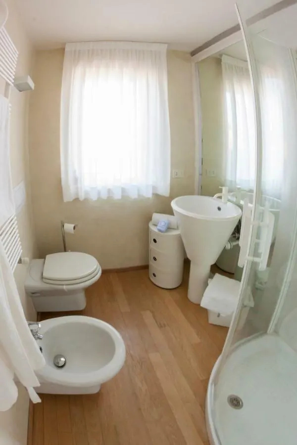 The Artist'S Loft Apartment Lucca 0*,  Italy